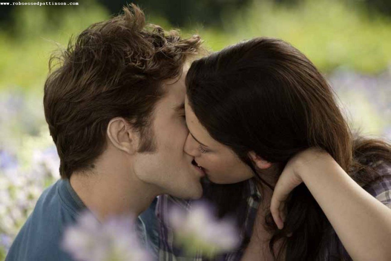 EclipseMeadowKiss-2.jpg